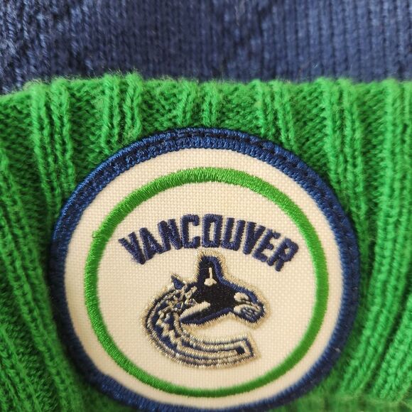 Mitchell & Ness Vancouver Canucks Acrylic Knit Pom Pom Beanie Skully Hat - Picture 4 of 6